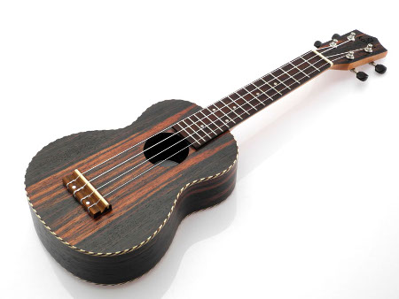 Koki'o ebony soprano Ukulele w/bag