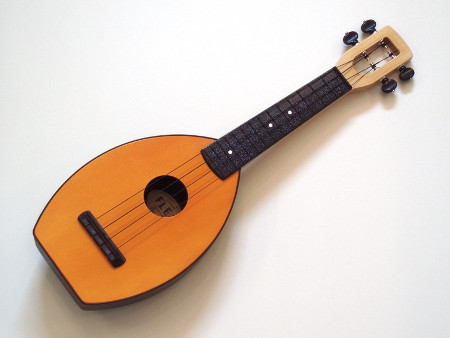 Flea Soprano Ukulele incl. Gigbag, orange top