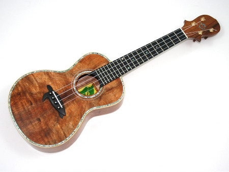 Honu Solid Premium Curly Koa Deluxe Concert Ukulele